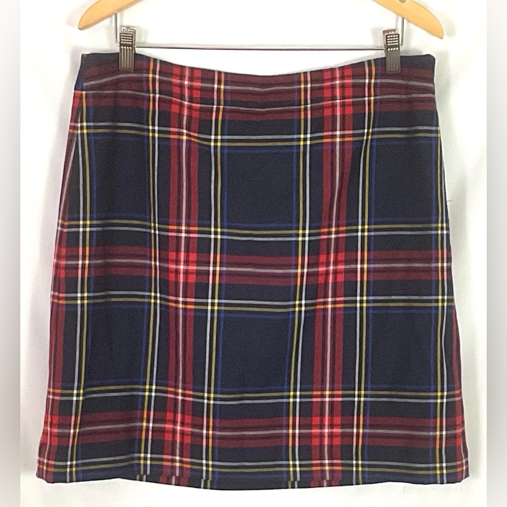 Talbots-wool and poly spandex, black and red plaid skirt – size 12 P